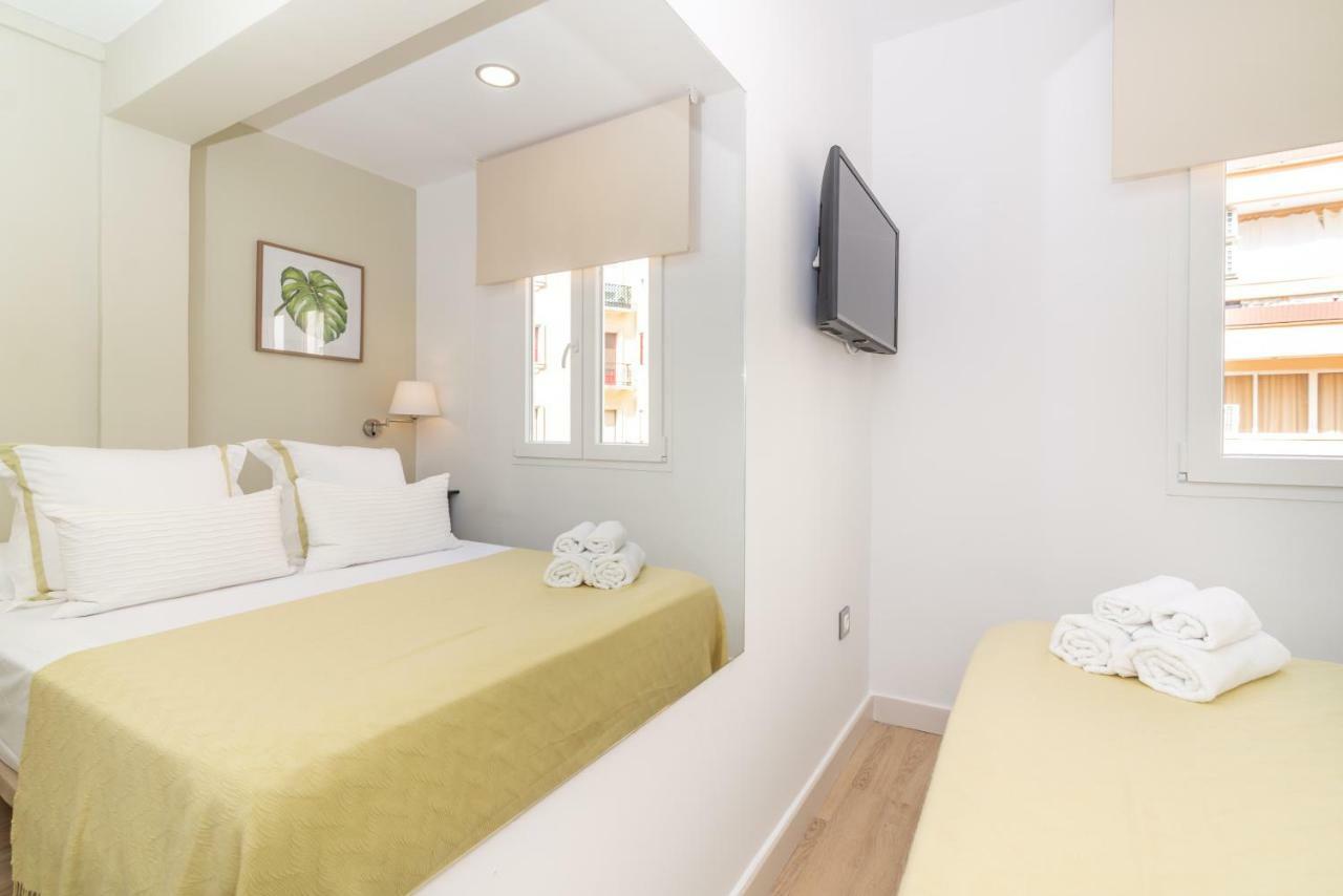 Soho Puerto Apartment Малага Екстериор снимка